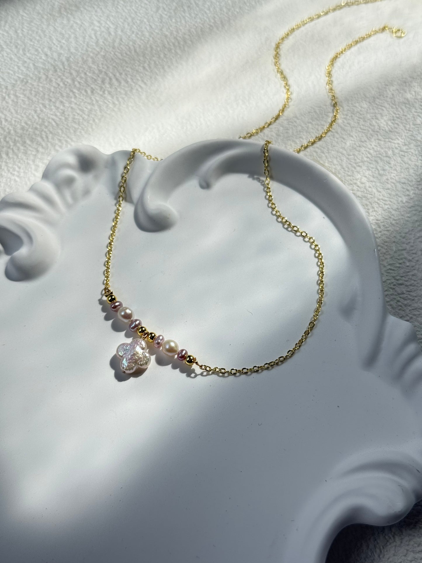 Lucky Four-Leaf Clover Freshwater Pearl Necklace