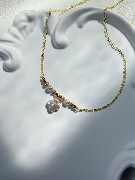 Lucky Four-Leaf Clover Freshwater Pearl Necklace