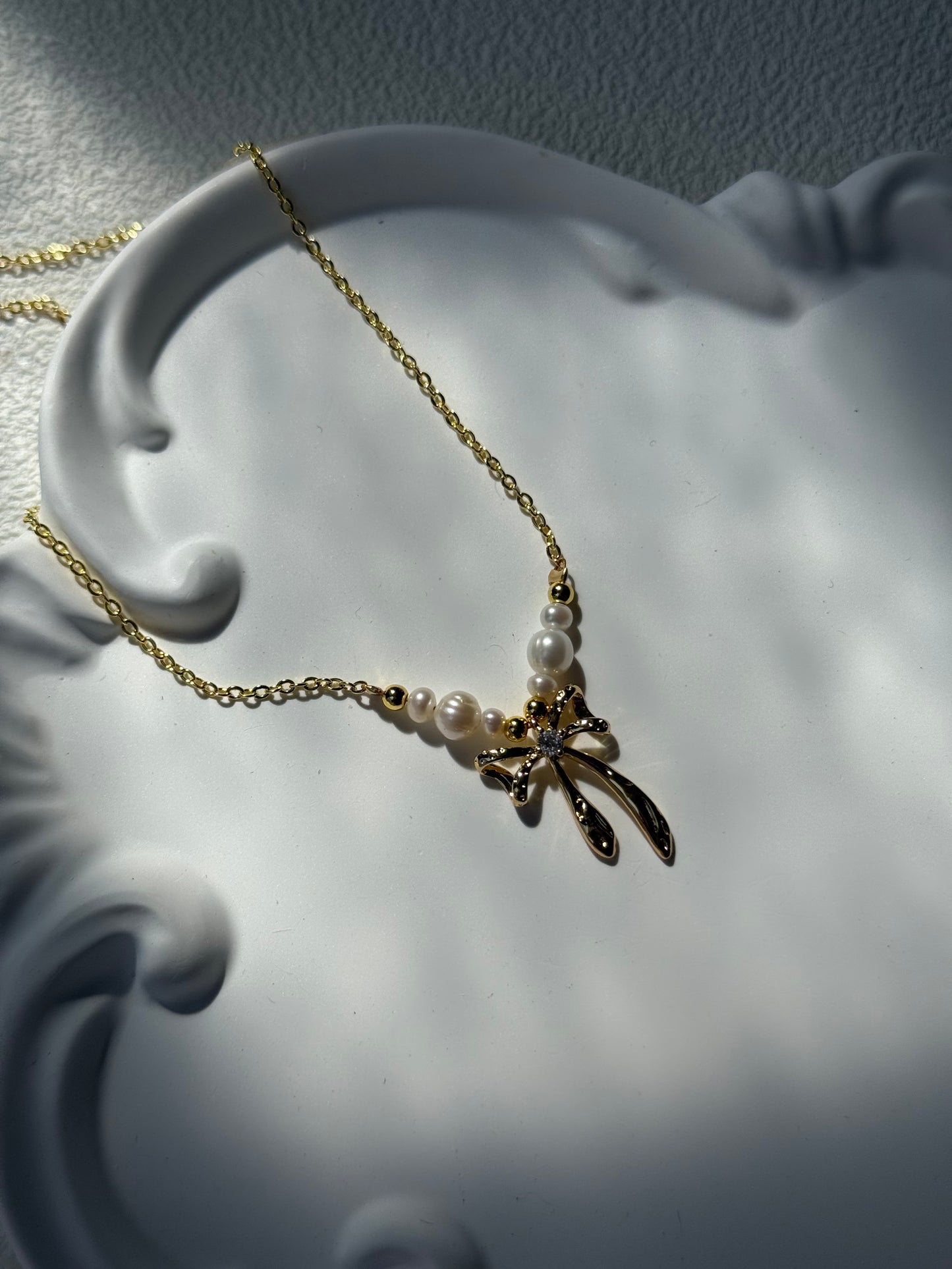 Pearl Bow Sweet Necklace