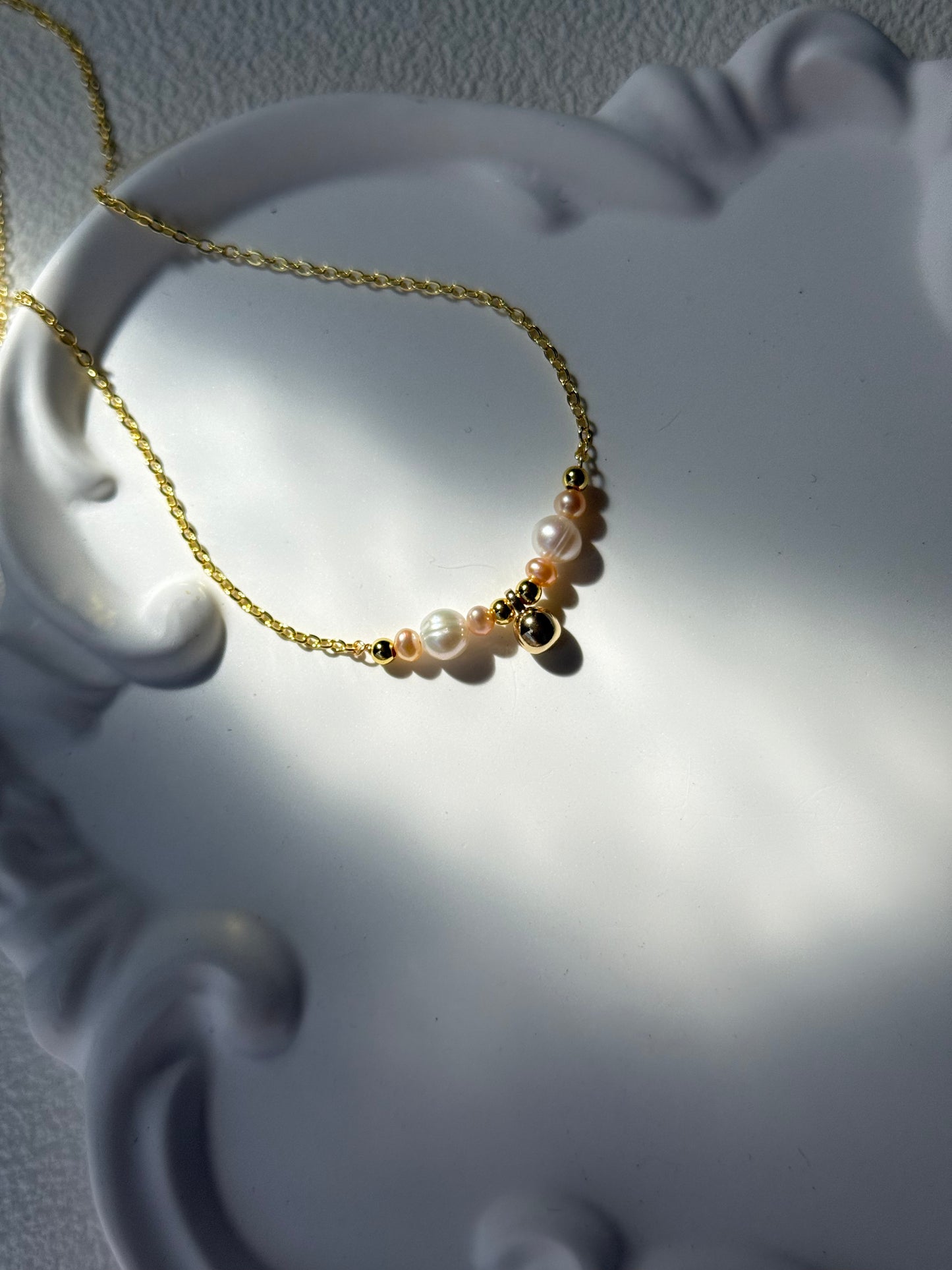 Gradient Freshwater Pearl Necklace