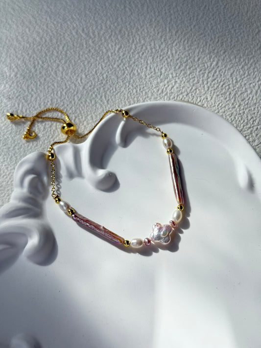 Purple Baroque Pearl & Clover Charm Bracelet