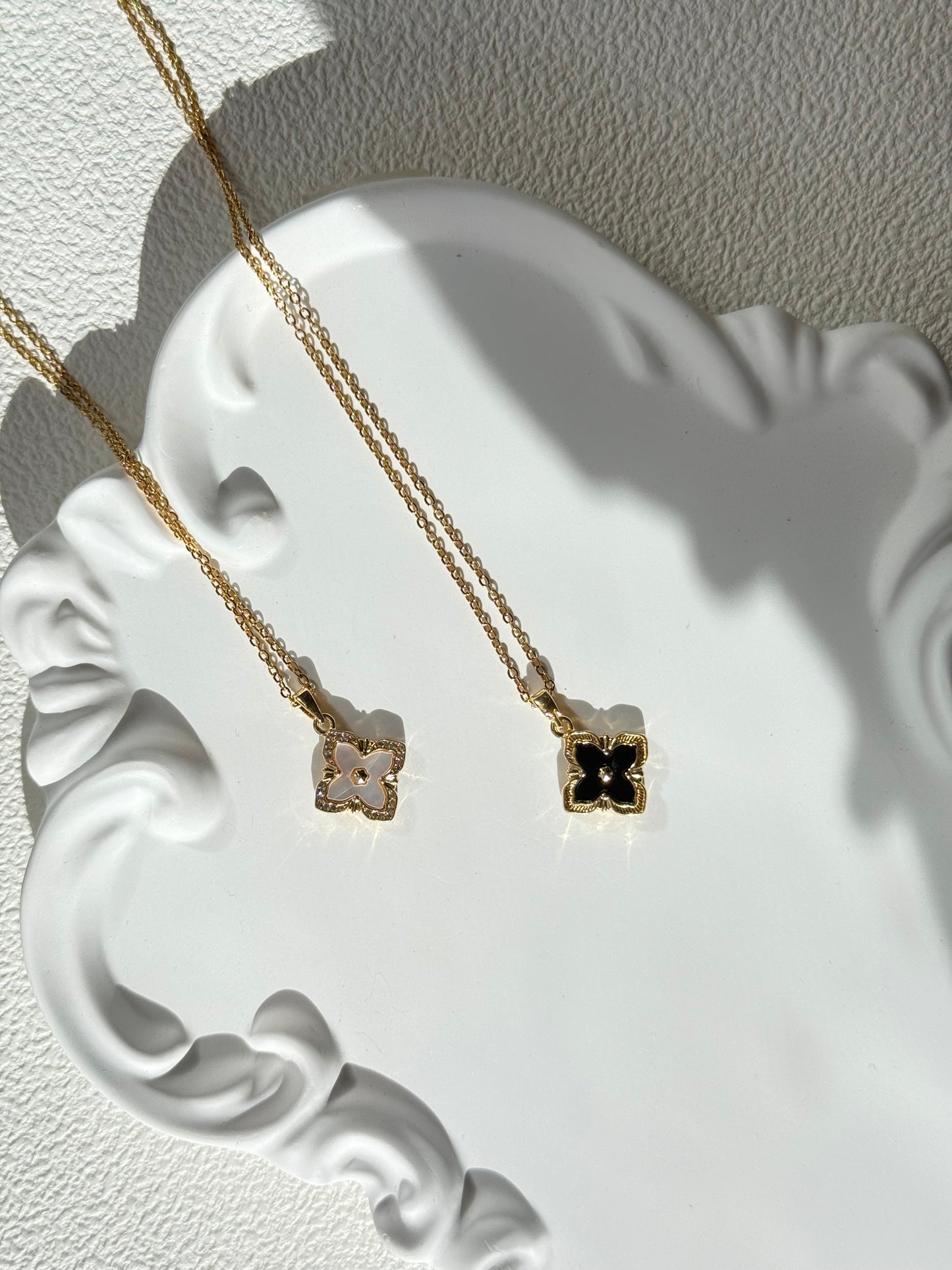 Reversible White & Black Mother-of-Pearl Pendant Necklace