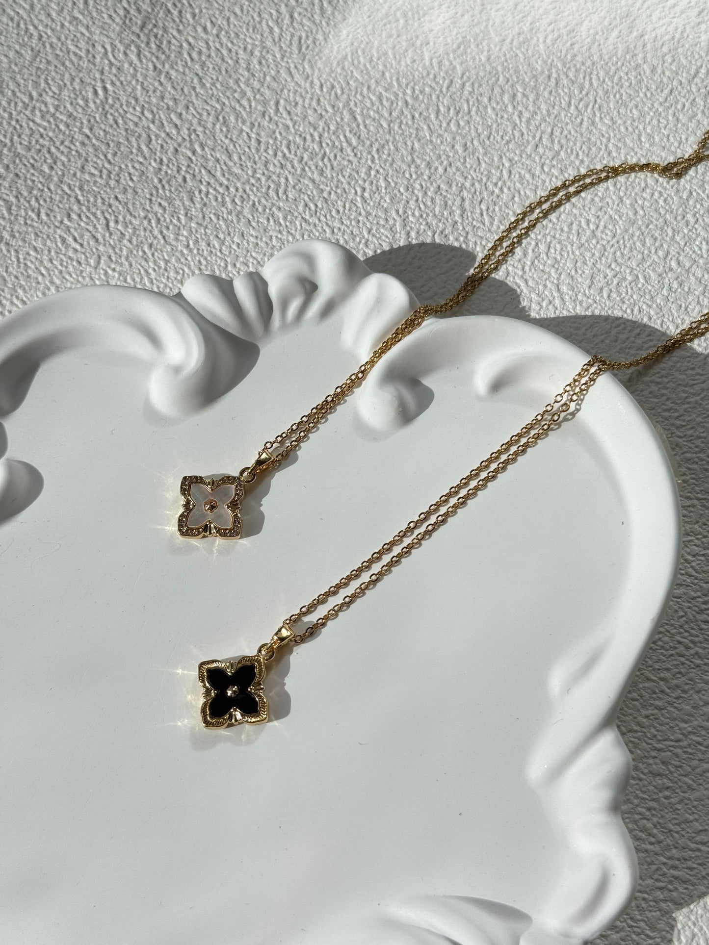 Reversible White & Black Mother-of-Pearl Pendant Necklace
